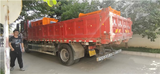 朱陽(yáng)2噸電動(dòng)三輪車(chē)發(fā)貨